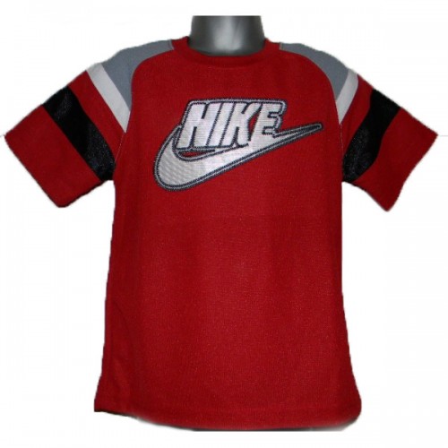 Sportlik pluus Nike'lt punane. 